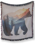 Bear in the Wild Woven Blanke